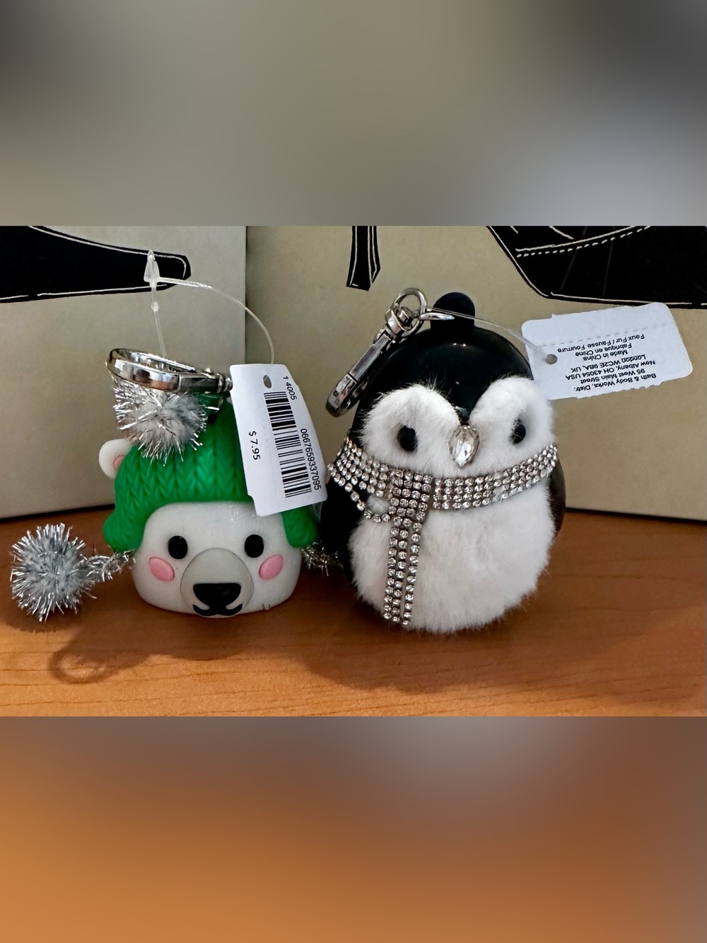 Bath & Body Works Polar Bear &Plush Penguin w/ Rhinestone ScarfPocketbac Holder